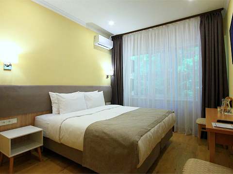 Санаторий «Родник», Кисловодск. Основной корпус, номера